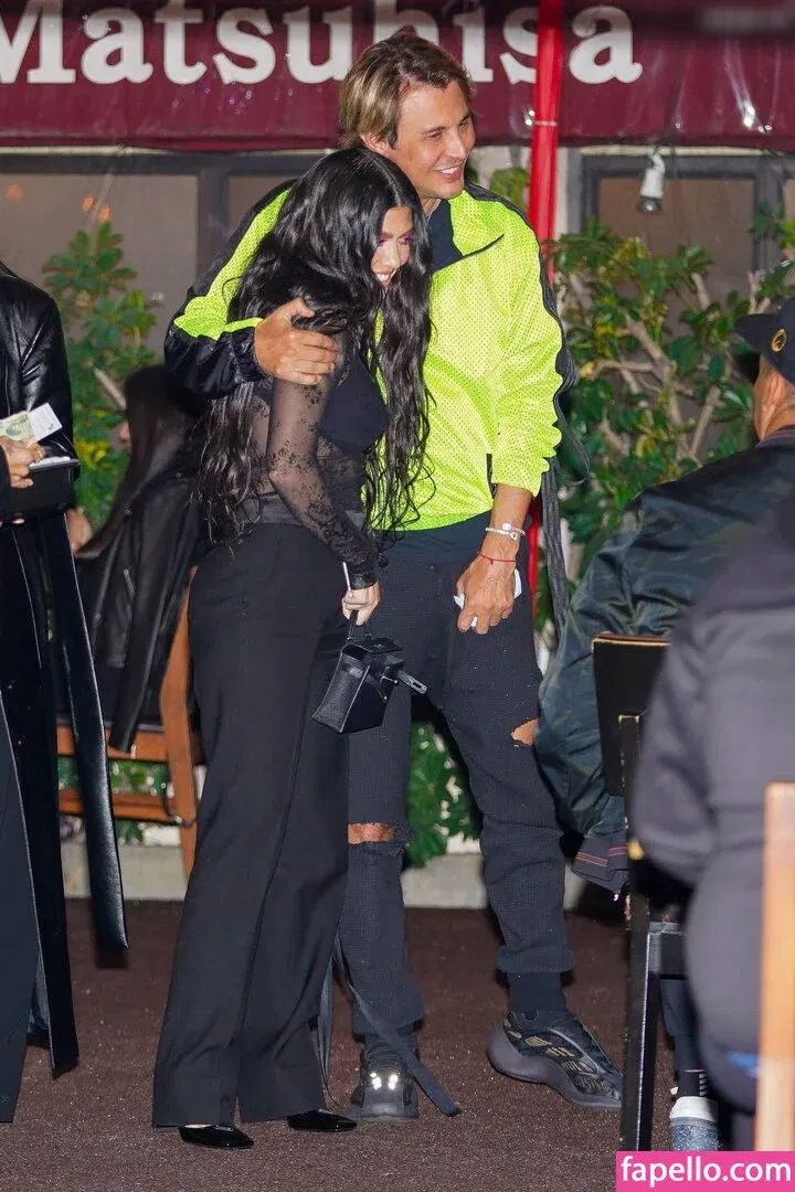 Kourtney Kardashian Onlyfans Photo Gallery 