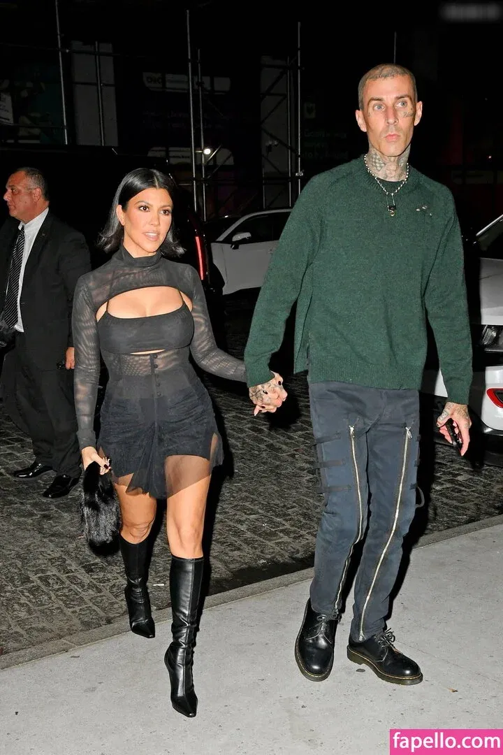 Kourtney Kardashian Onlyfans Photo Gallery 