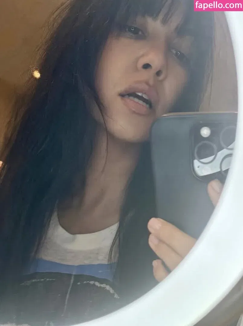 Kourtney Kardashian Onlyfans Photo Gallery 