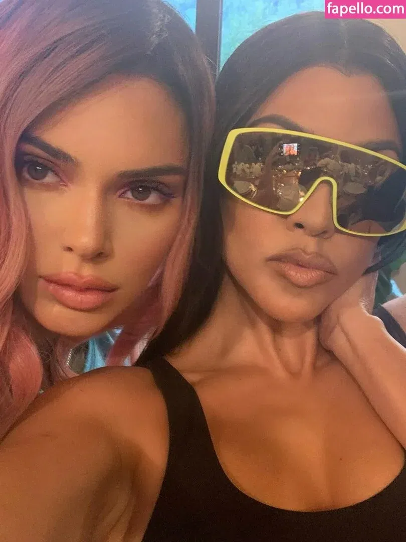 Kourtney Kardashian Onlyfans Photo Gallery 