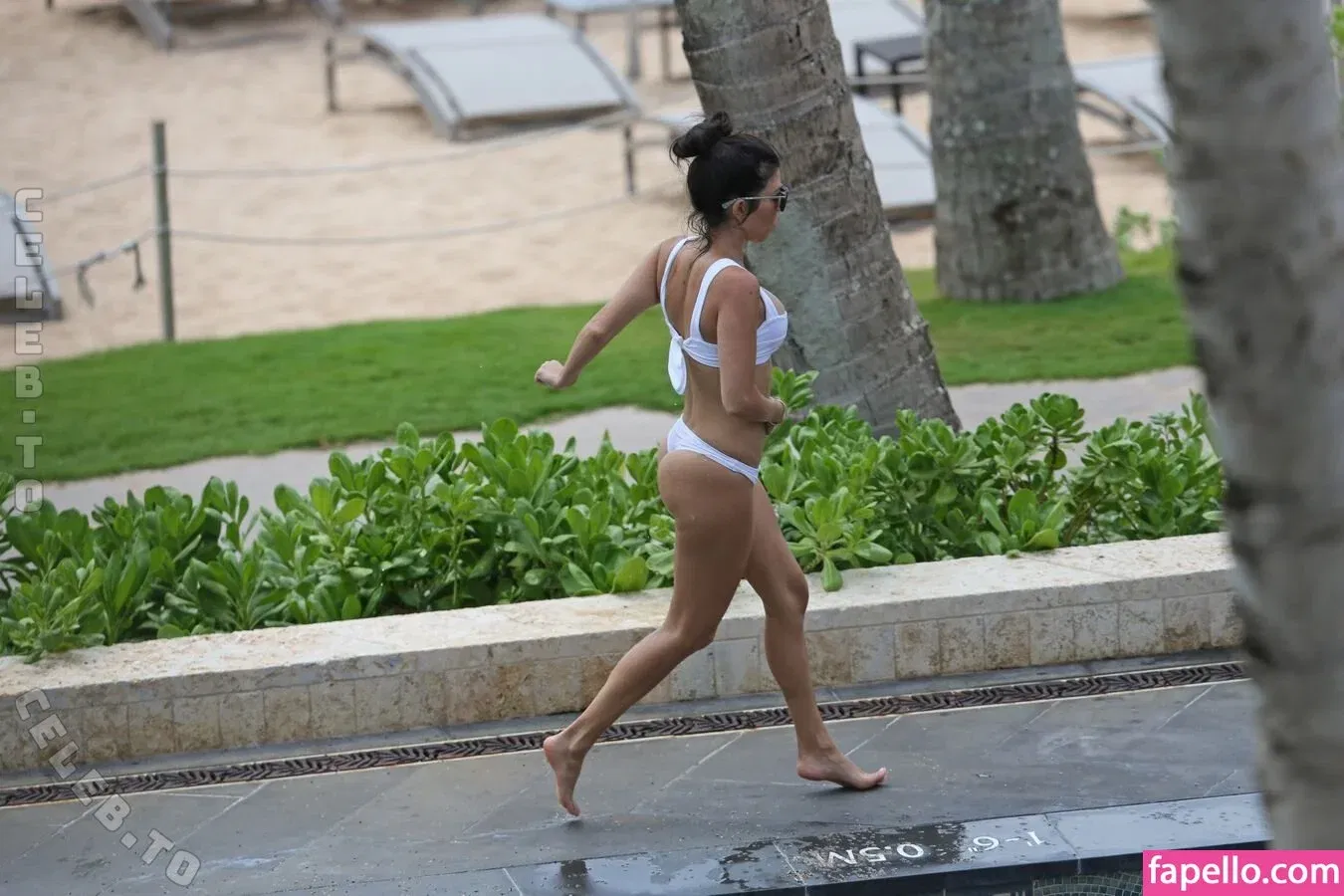 Kourtney Kardashian Onlyfans Photo Gallery 