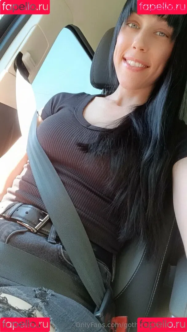 gothickitten13 / gothickkitten_free Onlyfans Photo Gallery 