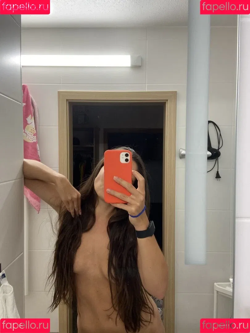 Alexandra Ianculescu / speed_skater Onlyfans Photo Gallery 