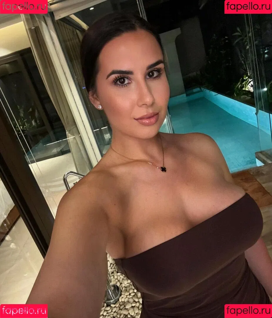 Alexandra Ianculescu / speed_skater Onlyfans Photo Gallery 