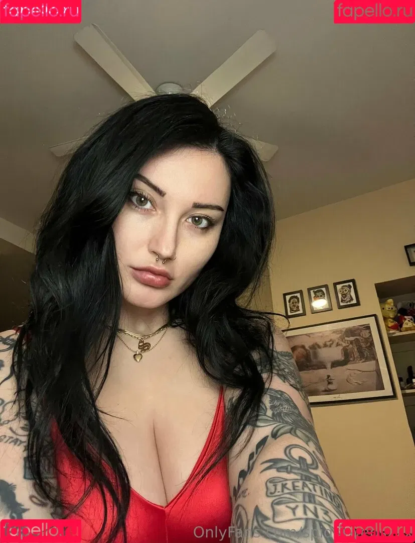 Brielle / Spiderwebsxxx / spiderwebsalon Onlyfans Photo Gallery 