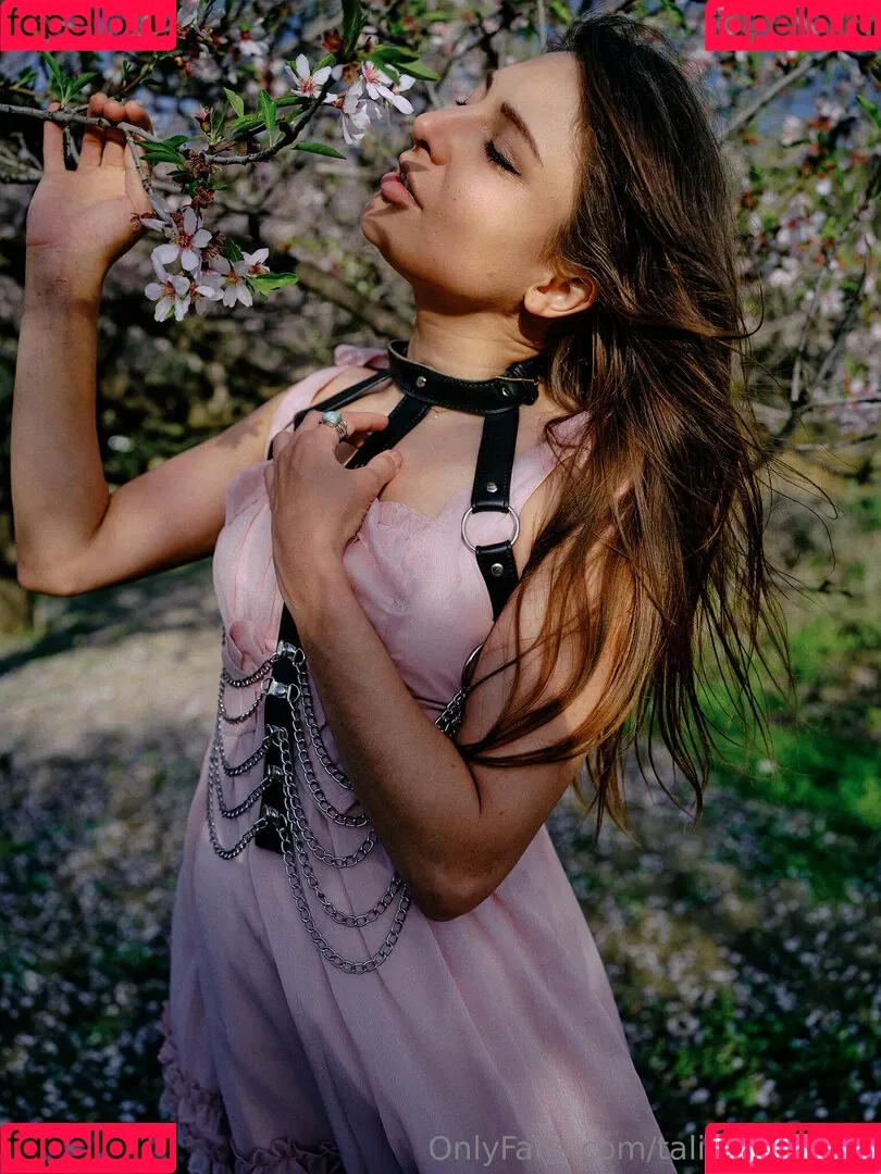 taliamint_free / tnlafontainee Onlyfans Photo Gallery 