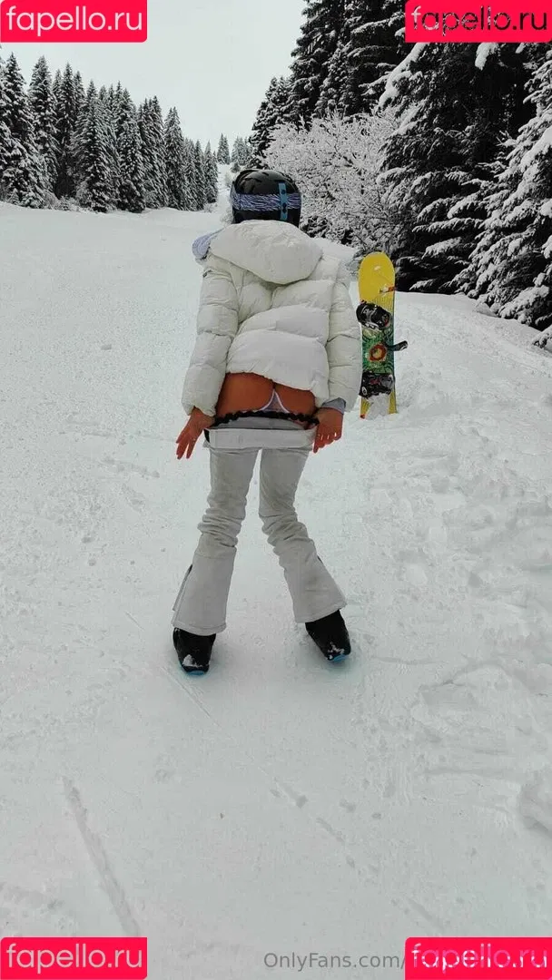 taliamint_free / tnlafontainee Onlyfans Photo Gallery 