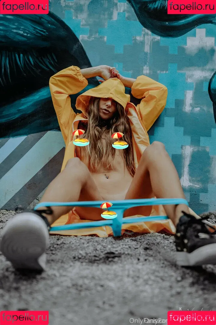 taliamint_free / tnlafontainee Onlyfans Photo Gallery 