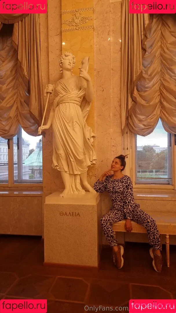 taliamint_free / tnlafontainee Onlyfans Photo Gallery 