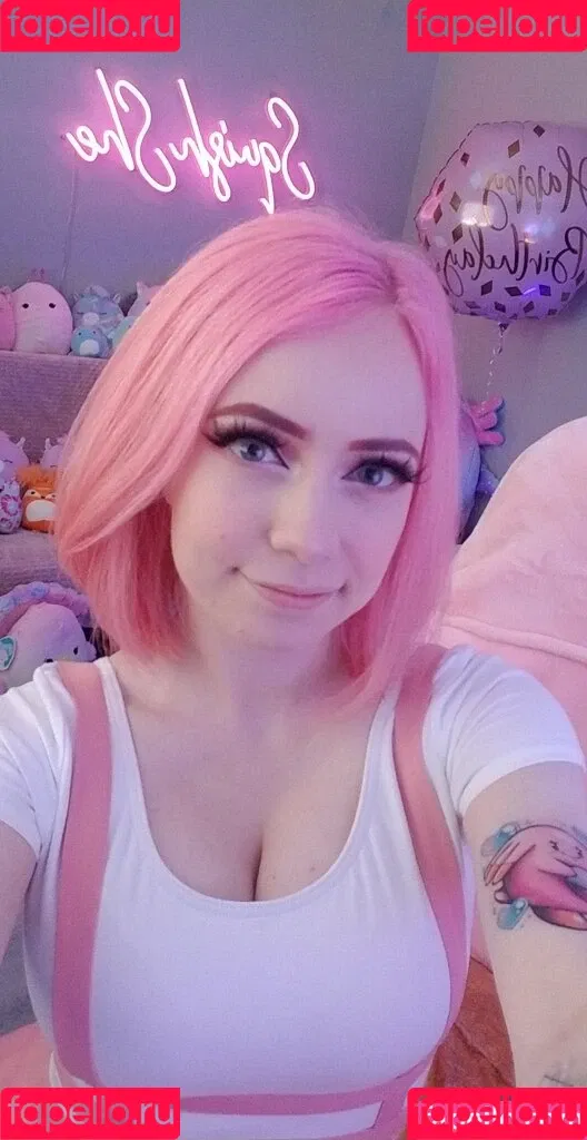 SquishShe / squishsheofficial / squishwhore Onlyfans Photo Gallery 