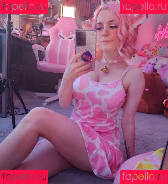 SquishShe / squishsheofficial / squishwhore Onlyfans Photo Gallery 