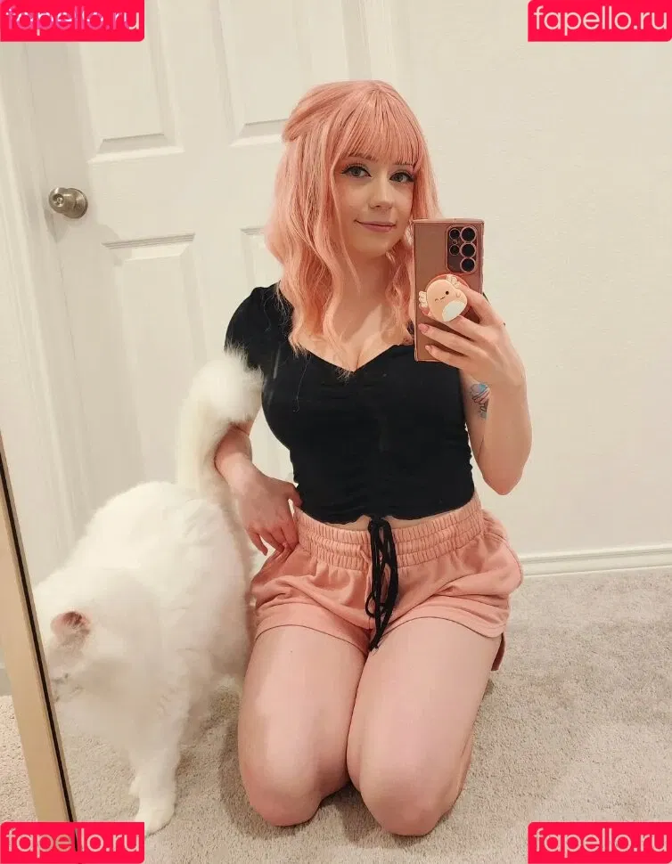 SquishShe / squishsheofficial / squishwhore Onlyfans Photo Gallery 