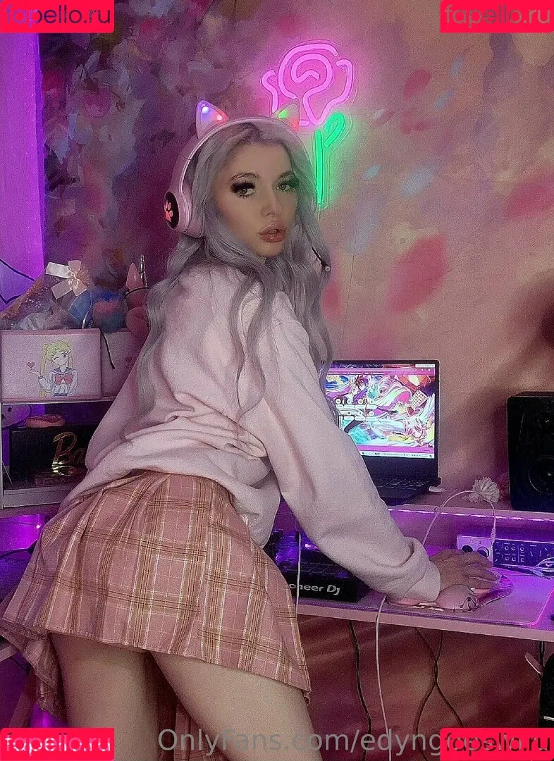 edyn.x / edynx Onlyfans Photo Gallery 