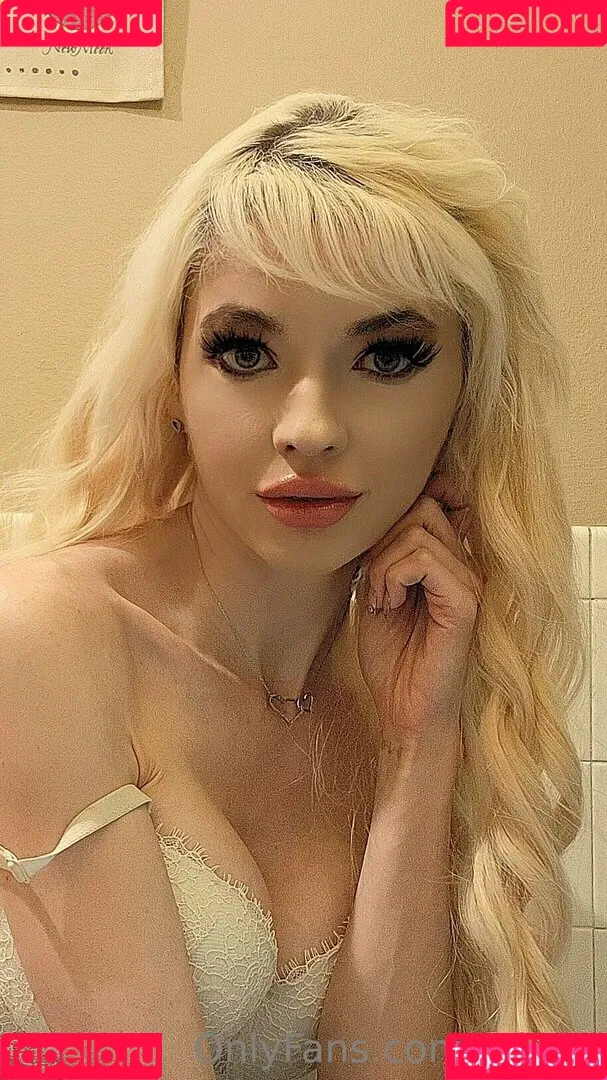 edyn.x / edynx Onlyfans Photo Gallery 