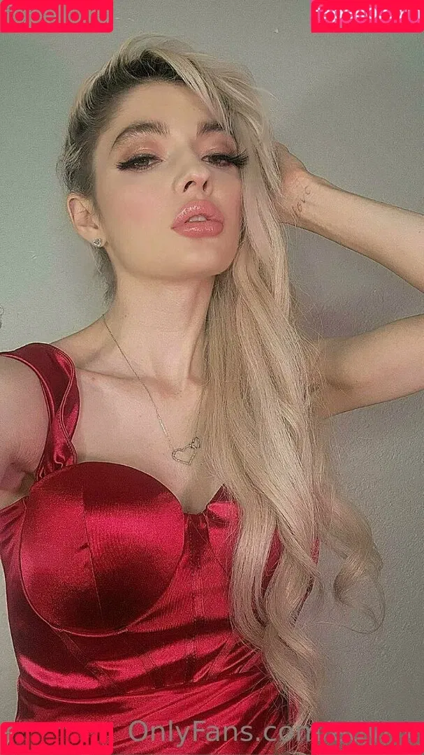 edyn.x / edynx Onlyfans Photo Gallery 