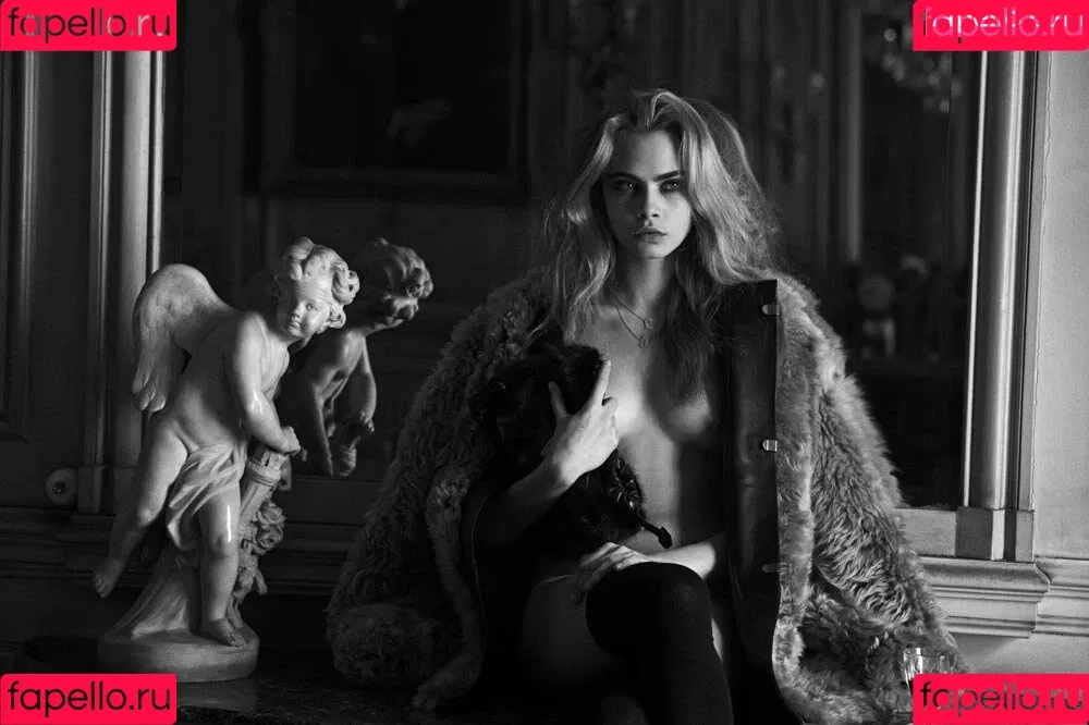 Cara Delevingne / caradelevingne Onlyfans Photo Gallery 