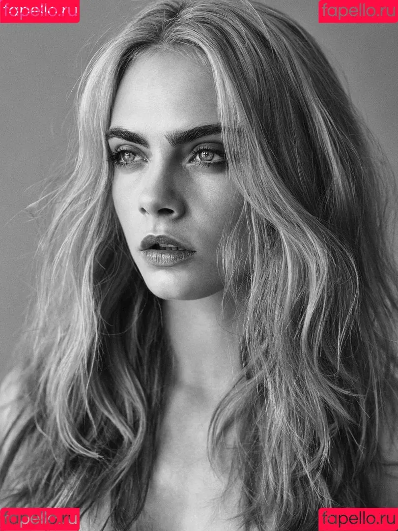 Cara Delevingne / caradelevingne Onlyfans Photo Gallery 