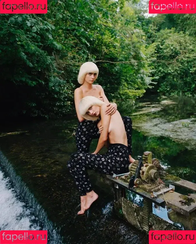 Cara Delevingne / caradelevingne Onlyfans Photo Gallery 