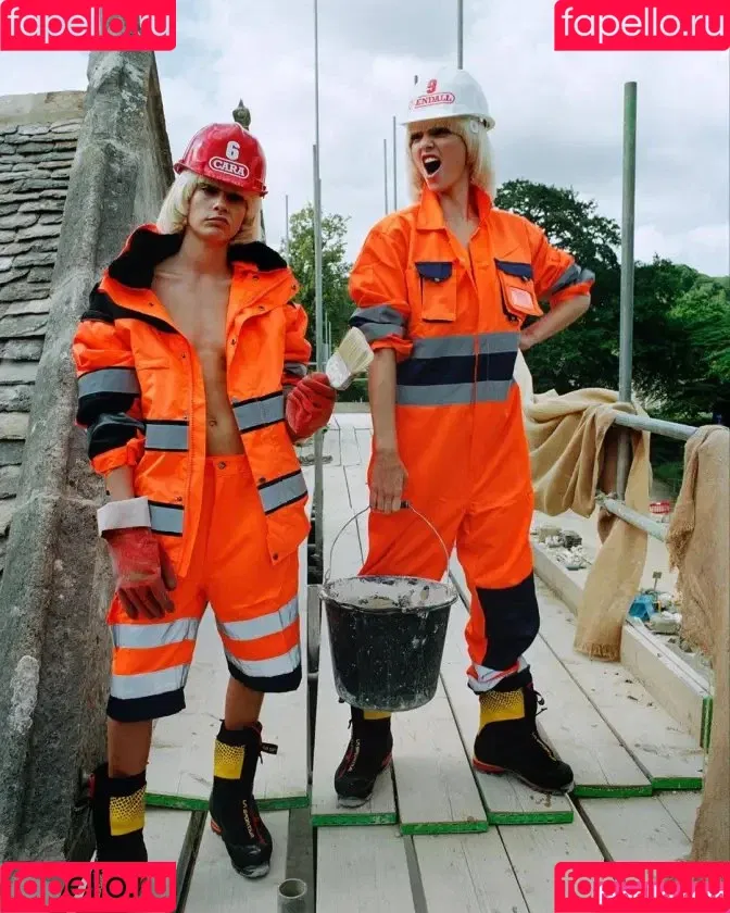 Cara Delevingne / caradelevingne Onlyfans Photo Gallery 