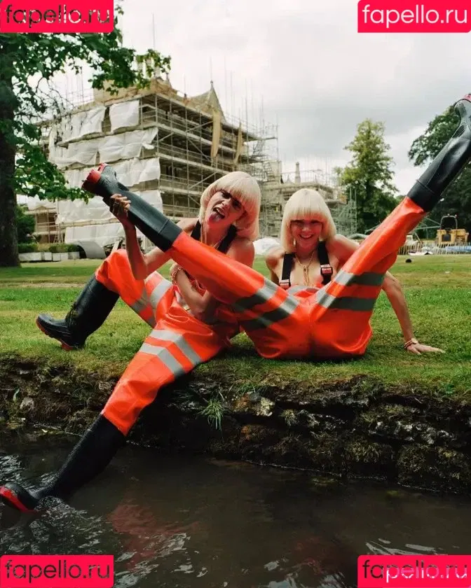 Cara Delevingne / caradelevingne Onlyfans Photo Gallery 