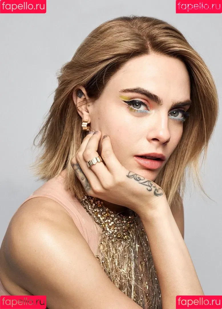 Cara Delevingne / caradelevingne Onlyfans Photo Gallery 