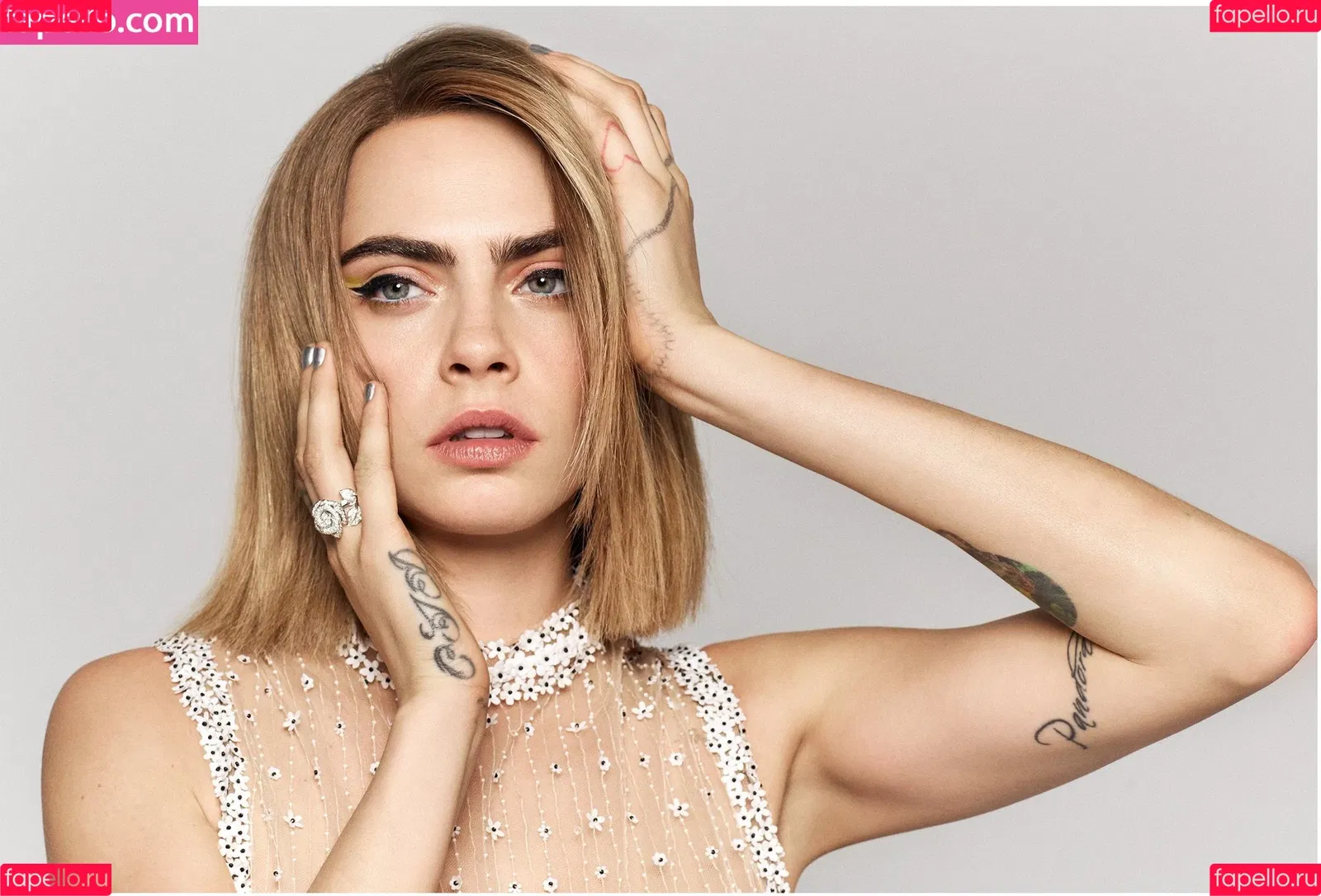 Cara Delevingne / caradelevingne Onlyfans Photo Gallery 