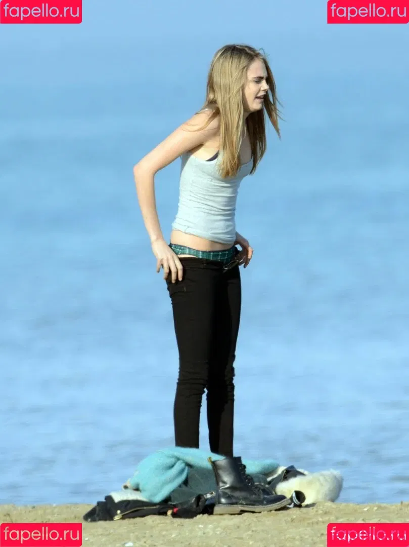 Cara Delevingne / caradelevingne Onlyfans Photo Gallery 