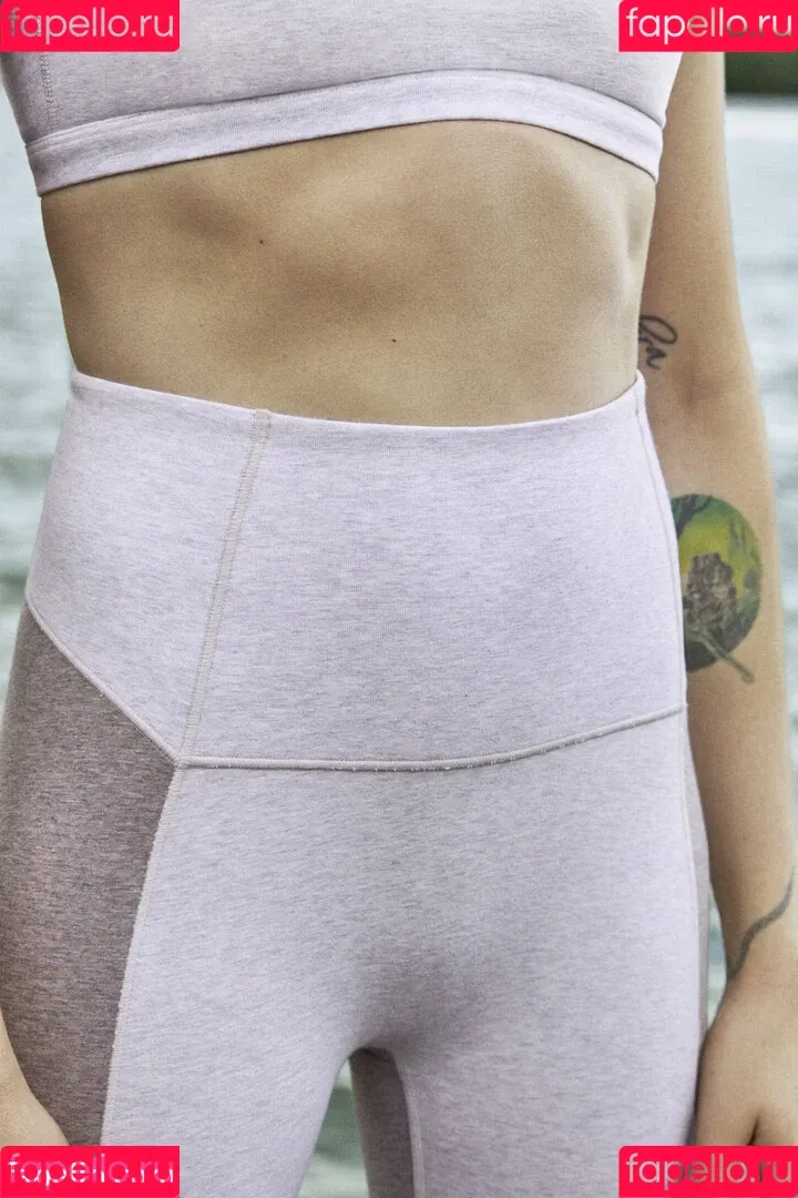 Cara Delevingne / caradelevingne Onlyfans Photo Gallery 