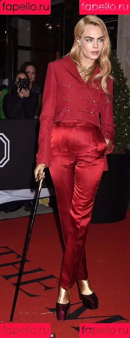 Cara Delevingne / caradelevingne Onlyfans Photo Gallery 