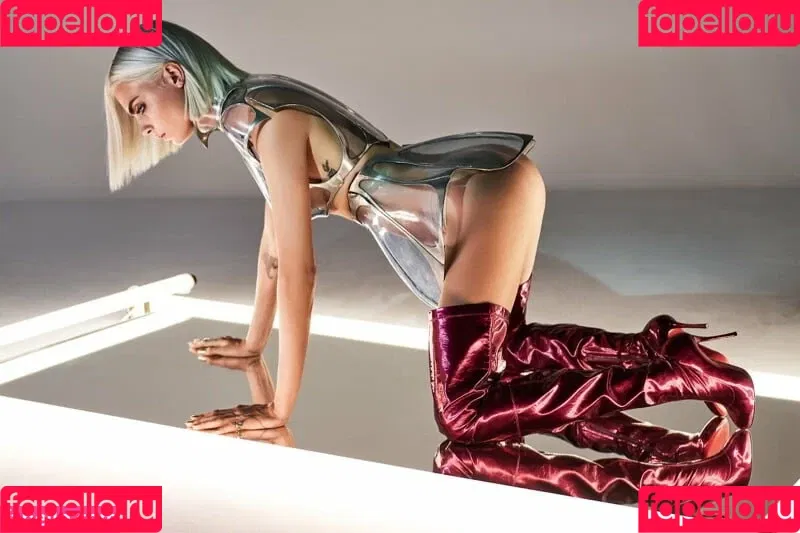 Cara Delevingne / caradelevingne Onlyfans Photo Gallery 