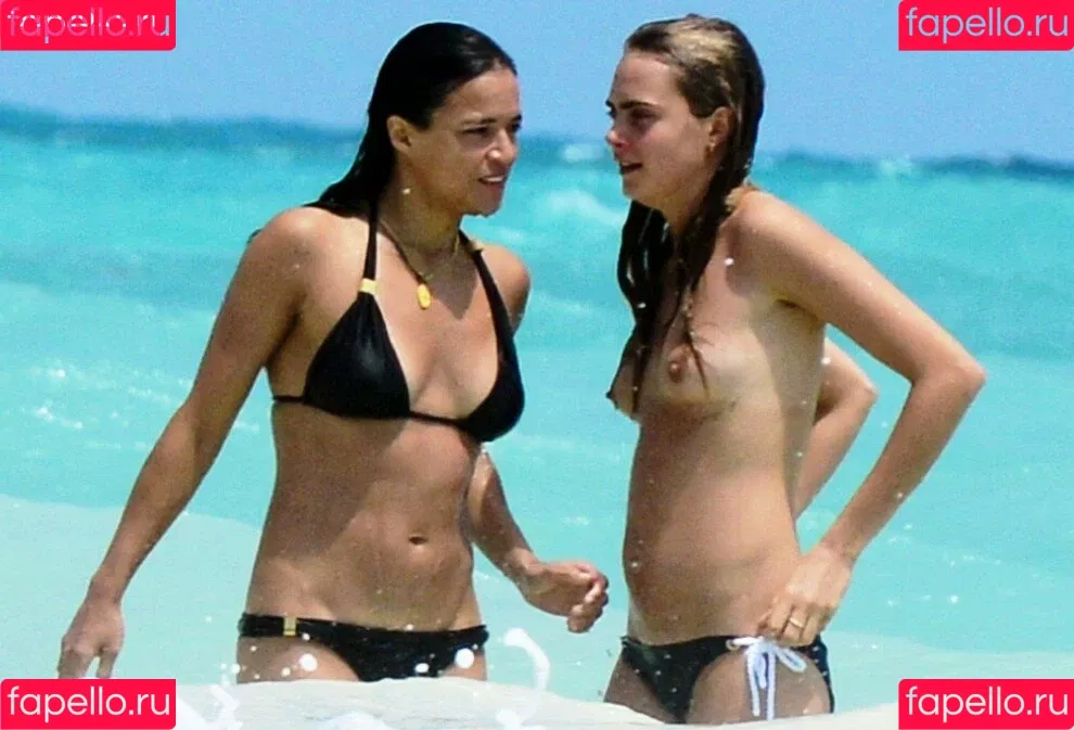 Cara Delevingne / caradelevingne Onlyfans Photo Gallery 