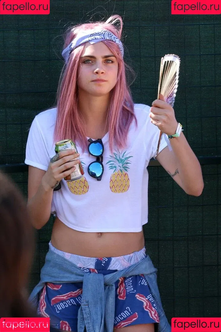 Cara Delevingne / caradelevingne Onlyfans Photo Gallery 