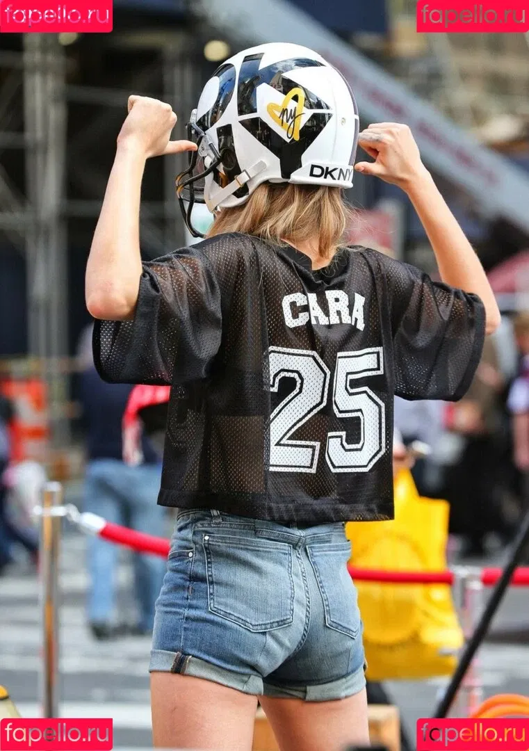 Cara Delevingne / caradelevingne Onlyfans Photo Gallery 