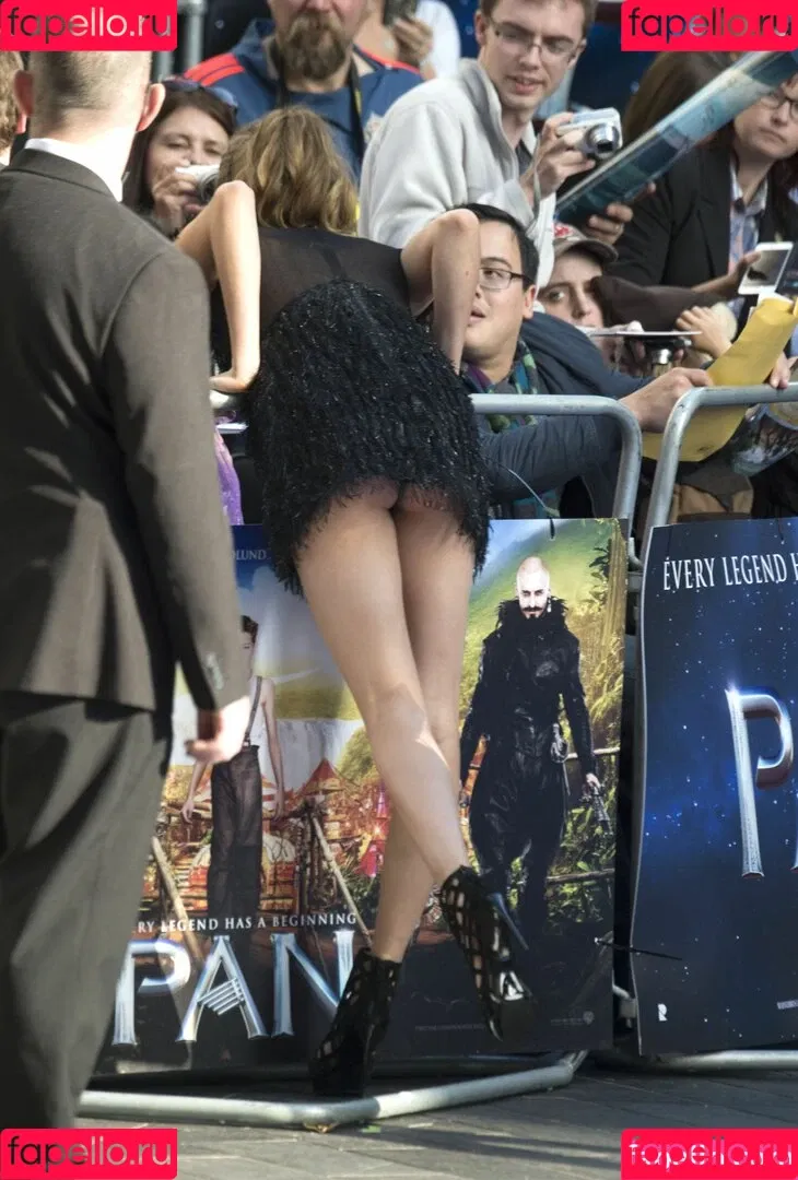 Cara Delevingne / caradelevingne Onlyfans Photo Gallery 