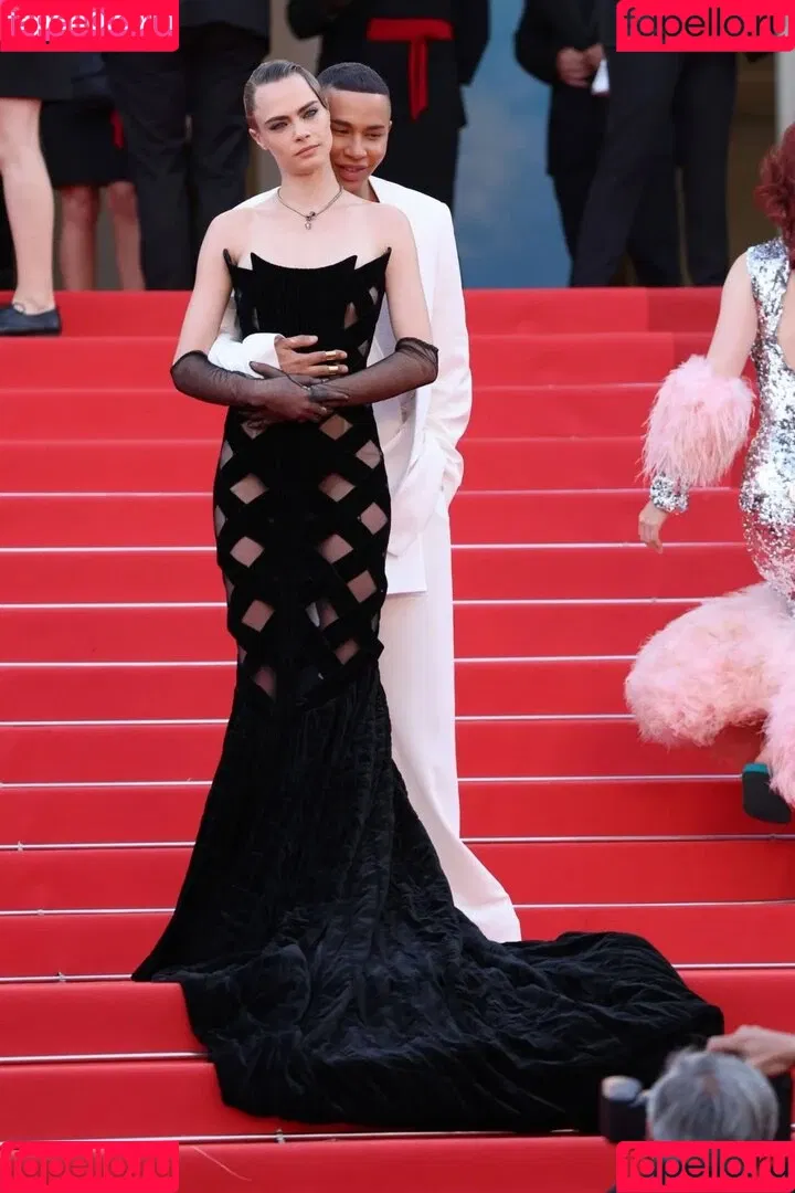 Cara Delevingne / caradelevingne Onlyfans Photo Gallery 