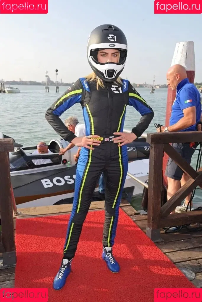 Cara Delevingne / caradelevingne Onlyfans Photo Gallery 