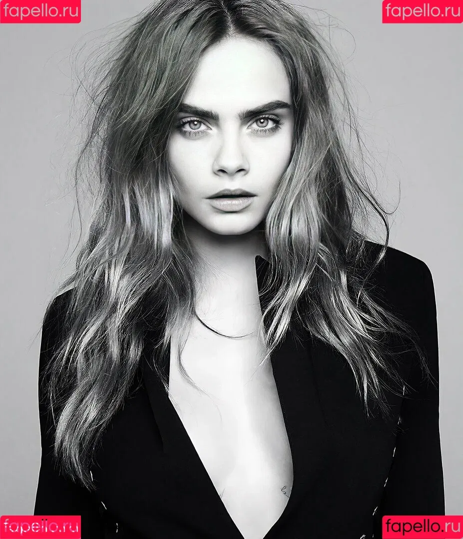 Cara Delevingne / caradelevingne Onlyfans Photo Gallery 