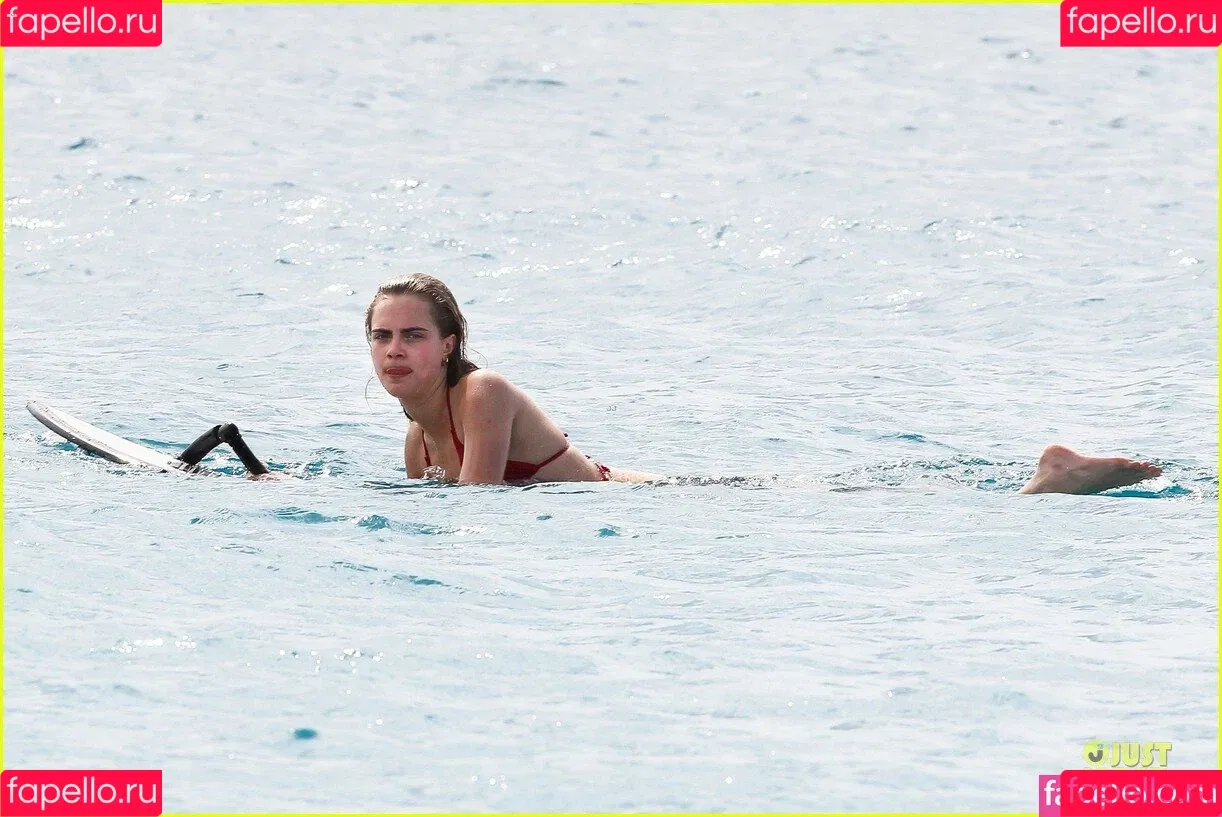 Cara Delevingne / caradelevingne Onlyfans Photo Gallery 