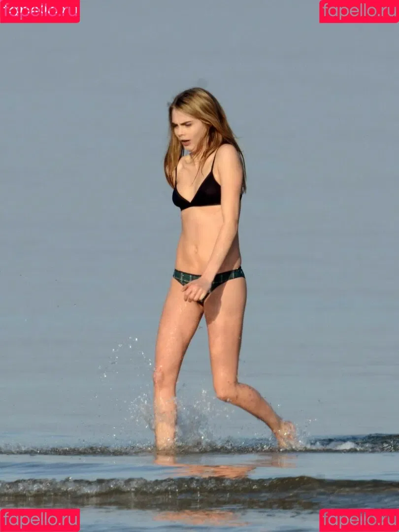 Cara Delevingne / caradelevingne Onlyfans Photo Gallery 