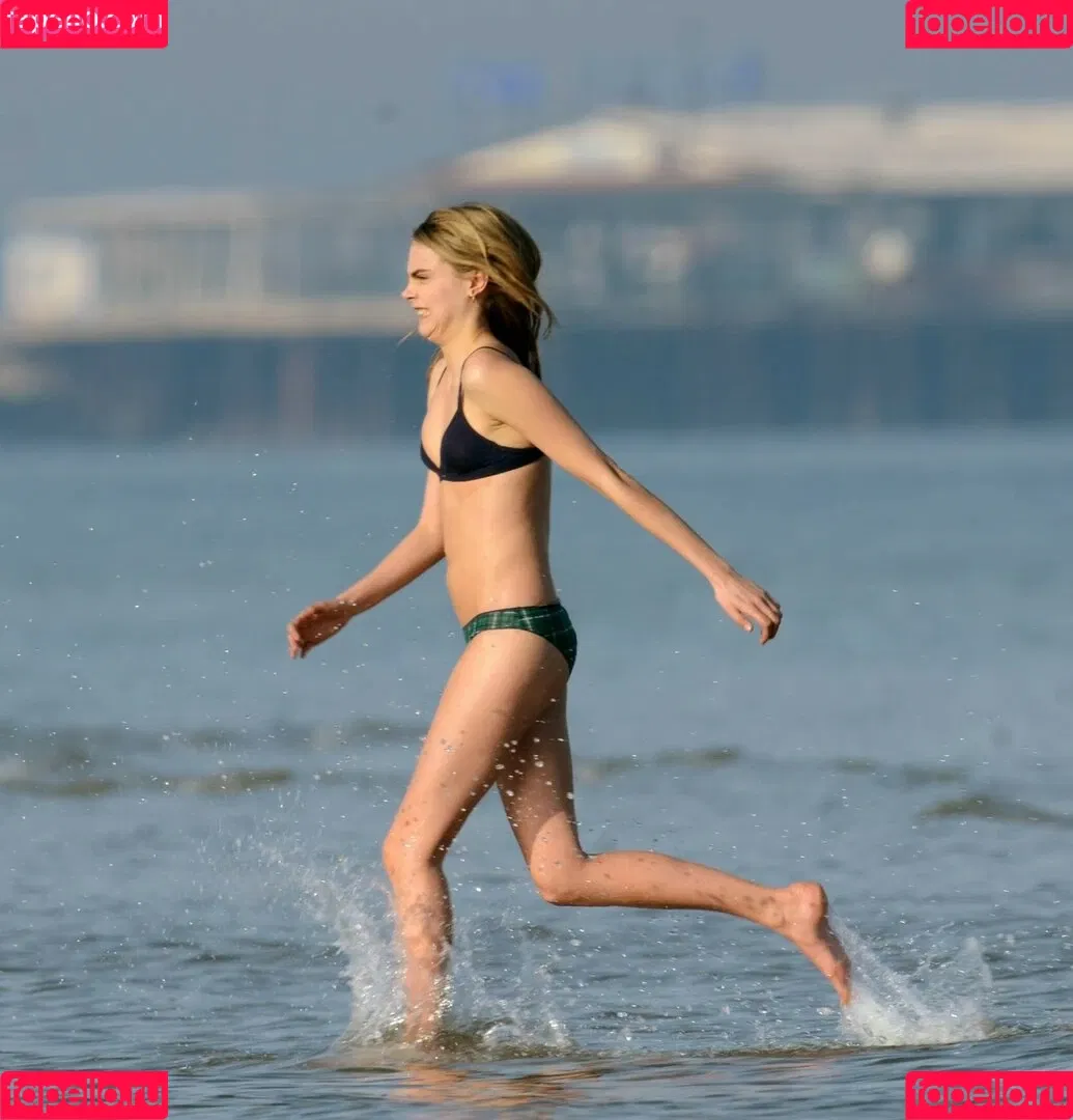 Cara Delevingne / caradelevingne Onlyfans Photo Gallery 