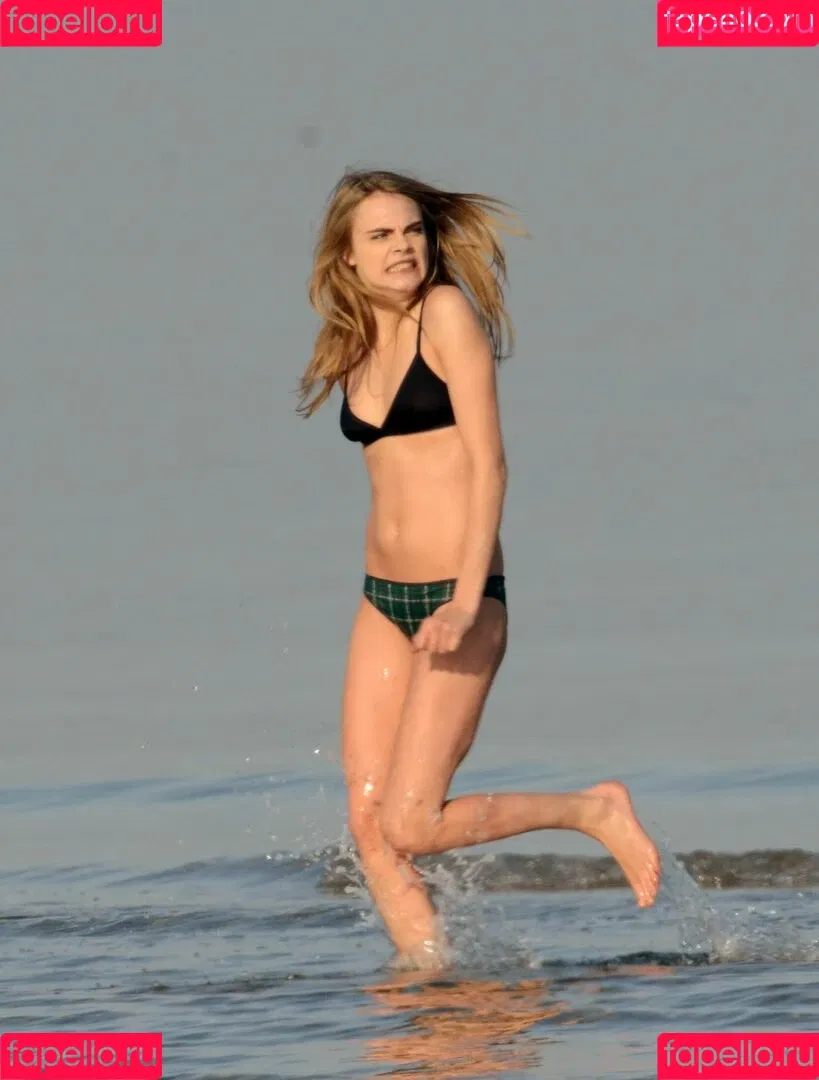 Cara Delevingne / caradelevingne Onlyfans Photo Gallery 