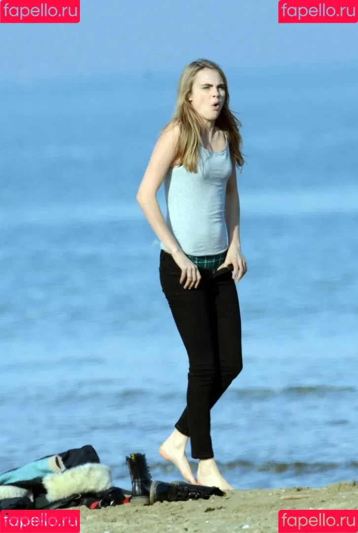 Cara Delevingne / caradelevingne Onlyfans Photo Gallery 