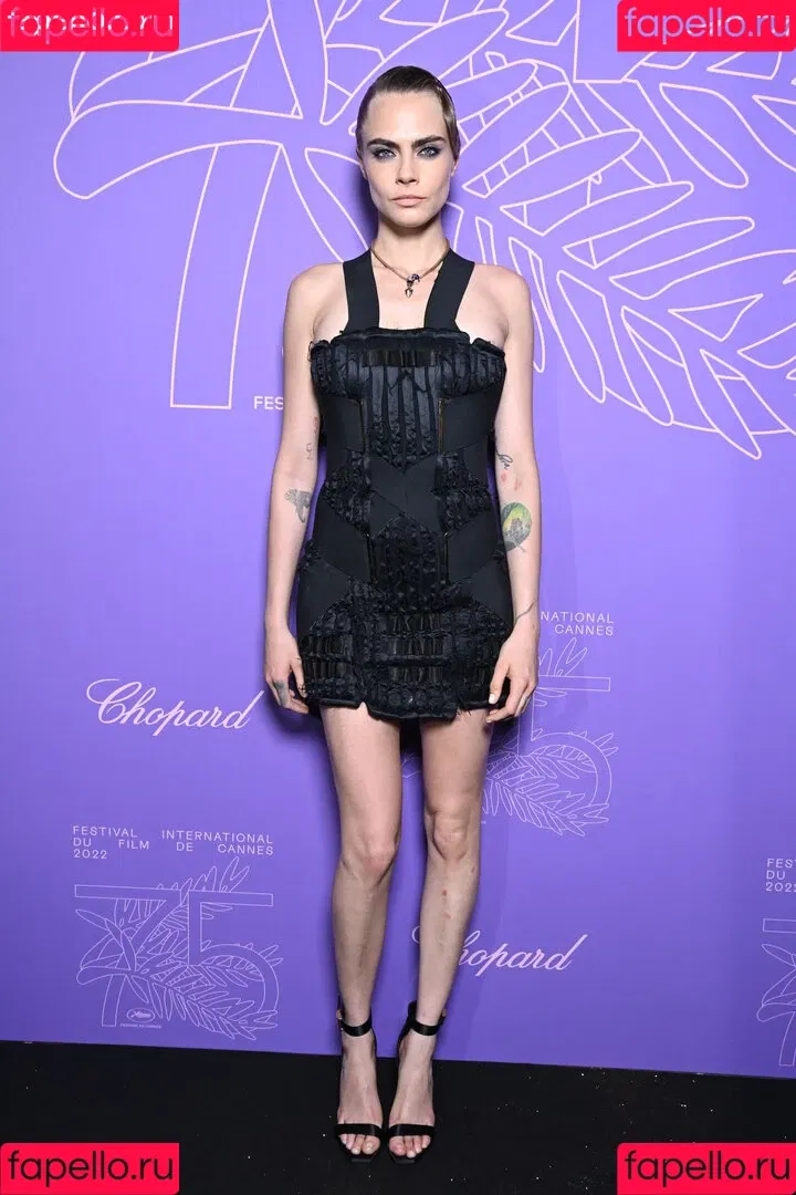 Cara Delevingne / caradelevingne Onlyfans Photo Gallery 