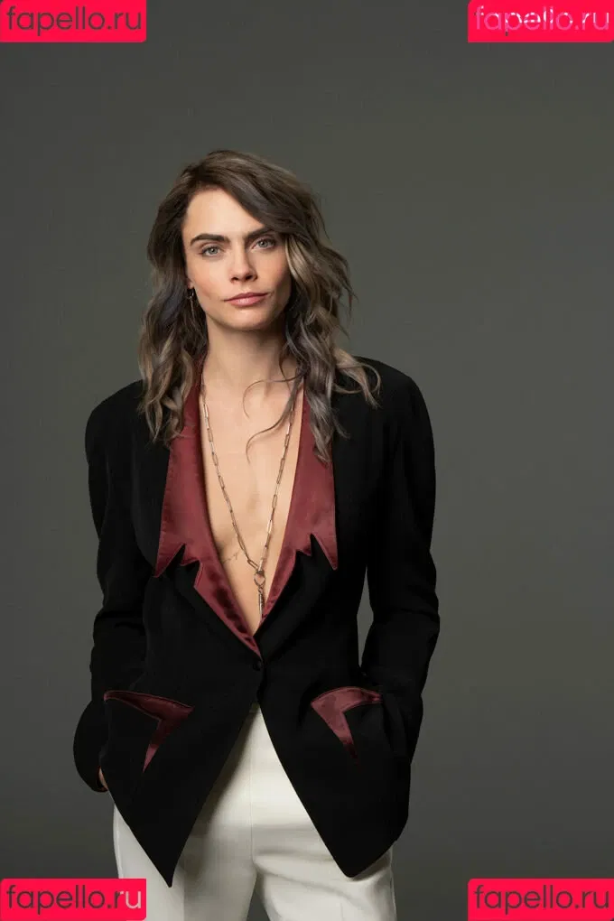 Cara Delevingne / caradelevingne Onlyfans Photo Gallery 