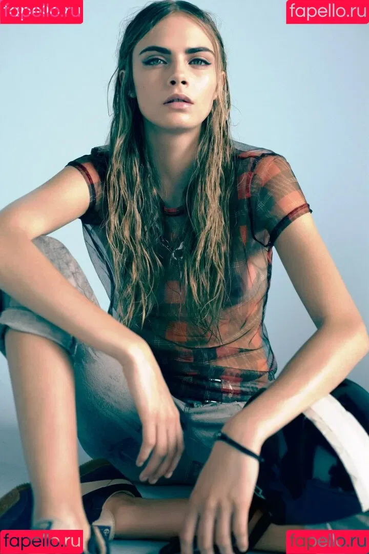 Cara Delevingne / caradelevingne Onlyfans Photo Gallery 
