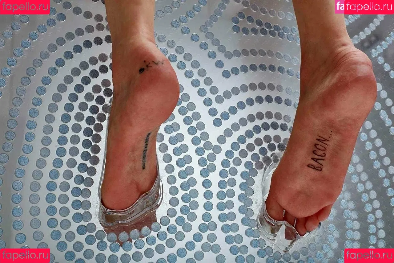 Cara Delevingne / caradelevingne Onlyfans Photo Gallery 