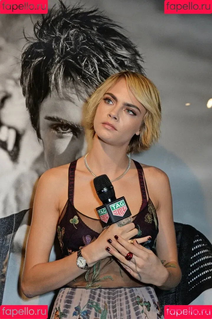 Cara Delevingne / caradelevingne Onlyfans Photo Gallery 