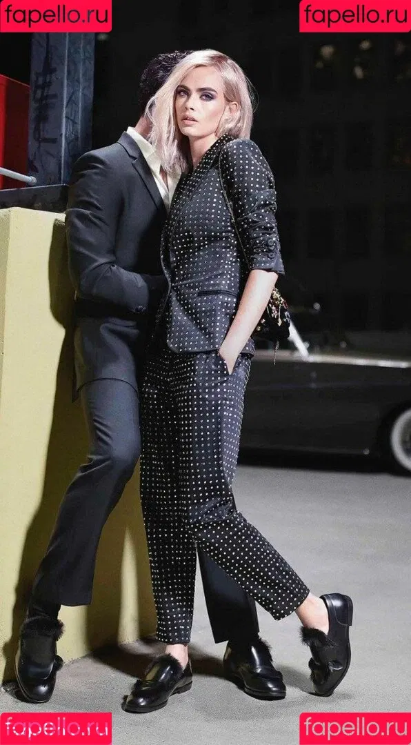 Cara Delevingne / caradelevingne Onlyfans Photo Gallery 