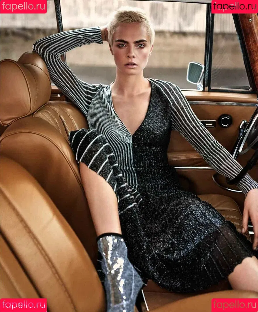 Cara Delevingne / caradelevingne Onlyfans Photo Gallery 