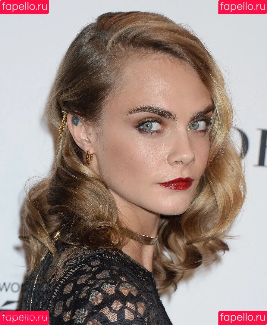 Cara Delevingne / caradelevingne Onlyfans Photo Gallery 